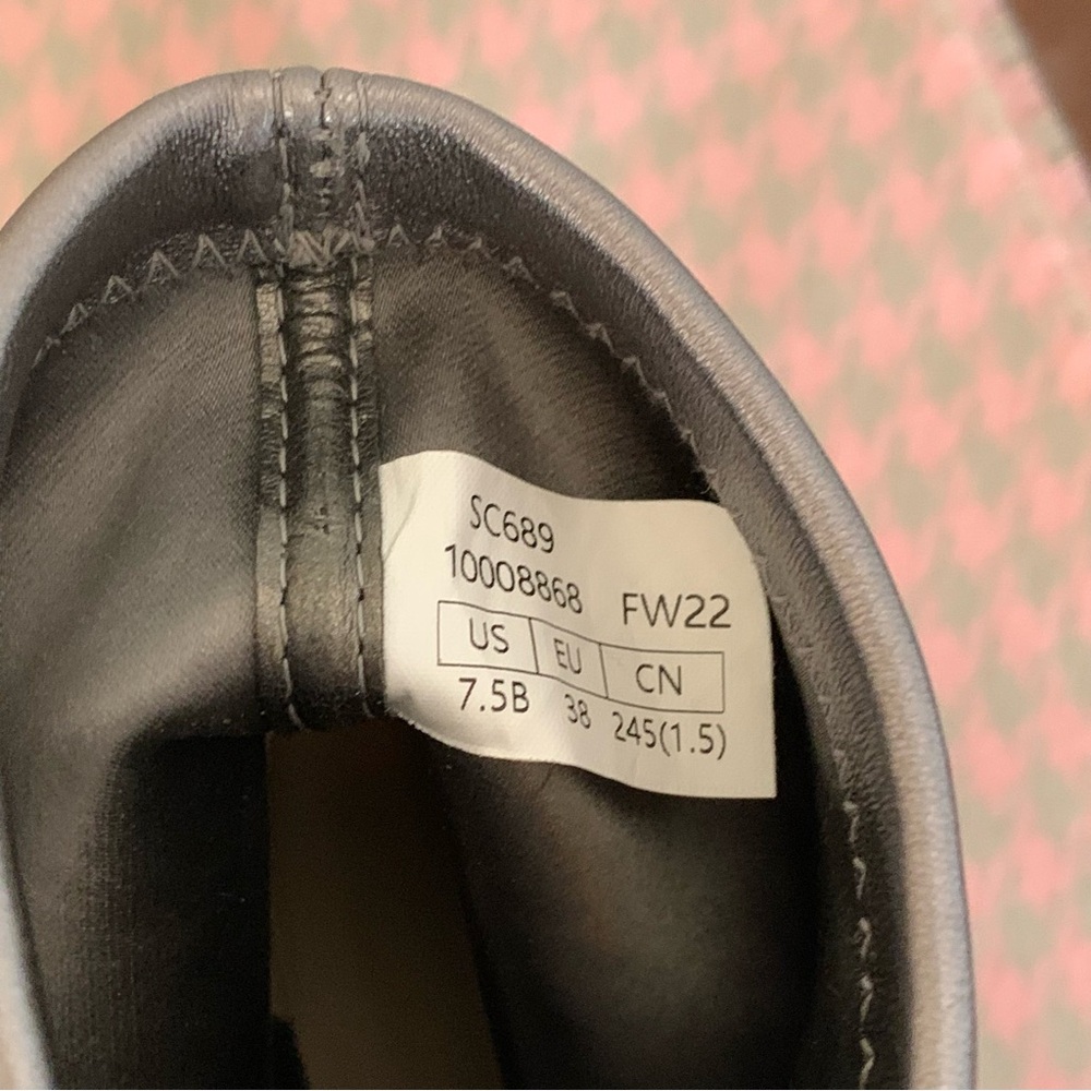 Stuart Weitzman Stuart 75 Block Stretch Bootie - Picture 9 of 13